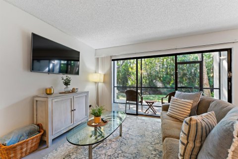 Condo in Jupiter, Florida, 1 bedroom  № 2182331 - photo 10