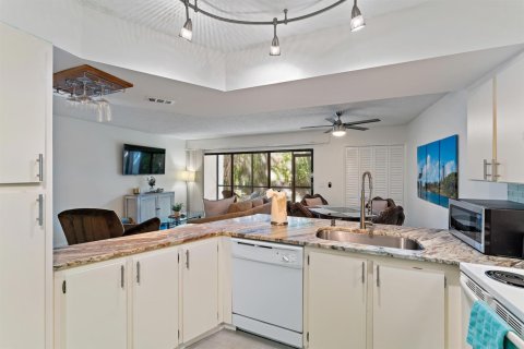 Condo in Jupiter, Florida, 1 bedroom  № 2182331 - photo 18