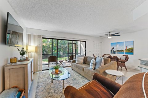 Condo in Jupiter, Florida, 1 bedroom  № 2182331 - photo 7