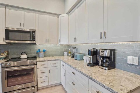 Townhouse in Clearwater, Florida 3 bedrooms, 208.19 sq.m. № 1533983 - photo 22