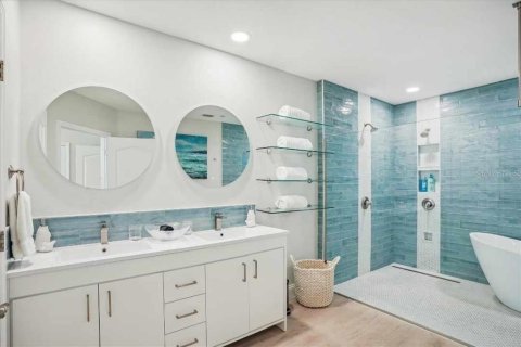 Townhouse in Clearwater, Florida 3 bedrooms, 208.19 sq.m. № 1533983 - photo 6