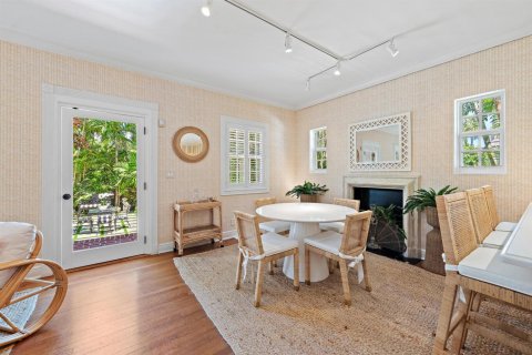 Apartment in Palm Beach, Florida 2 bedrooms, 93.55 sq.m. № 2175707 - photo 2