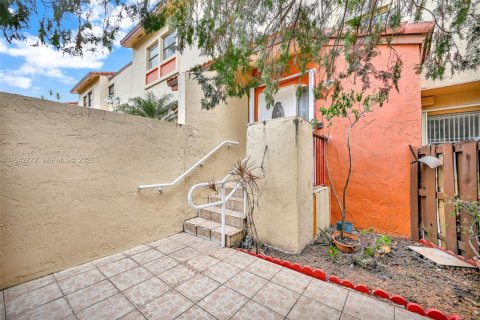 Copropriété à vendre à Miami, Floride: 3 chambres, 142.7 m2 № 2010881 - photo 6