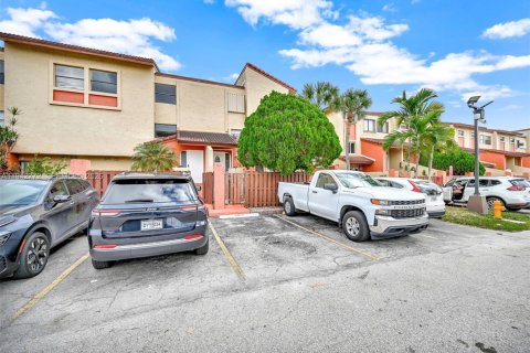 Copropriété à vendre à Miami, Floride: 3 chambres, 142.7 m2 № 2010881 - photo 3