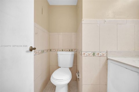 Copropriété à vendre à Miami, Floride: 3 chambres, 142.7 m2 № 2010881 - photo 27