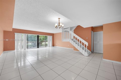 Copropriété à vendre à Miami, Floride: 3 chambres, 142.7 m2 № 2010881 - photo 10