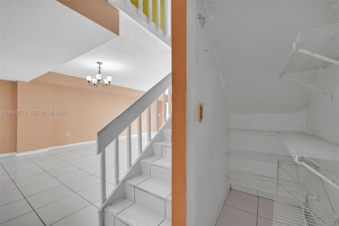 Copropriété à vendre à Miami, Floride: 3 chambres, 142.7 m2 № 2010881 - photo 29