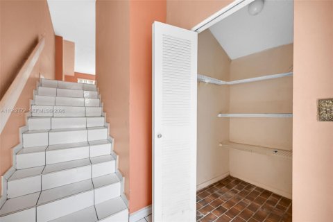 Copropriété à vendre à Miami, Floride: 3 chambres, 142.7 m2 № 2010881 - photo 9