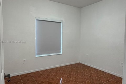 Copropriété à louer à Doral, Floride: 3 chambres, 135.82 m2 № 2311837 - photo 8