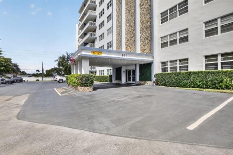 Condominio en venta en Hallandale Beach, Florida, 1 dormitorio, 85.47 m2 № 2251924 - foto 22