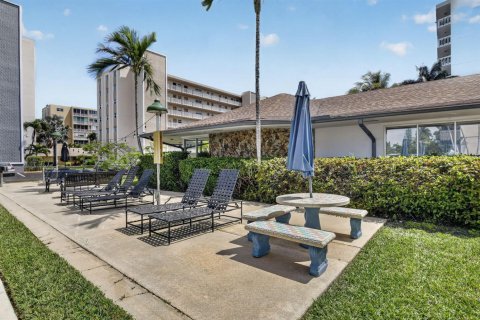 Condominio en venta en Hallandale Beach, Florida, 1 dormitorio, 85.47 m2 № 2251924 - foto 27