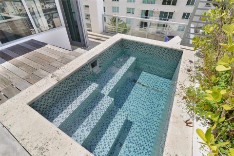 Copropriété à louer à Surfside, Floride: 4 chambres, 335.01 m2 № 1841283 - photo 13