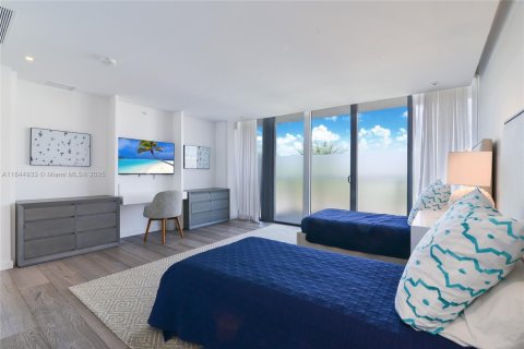 Copropriété à louer à Surfside, Floride: 4 chambres, 335.01 m2 № 1841283 - photo 8