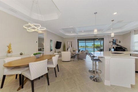 Casa en venta en Venice, Florida, 2 dormitorios, 172.61 m2 № 2377576 - foto 19