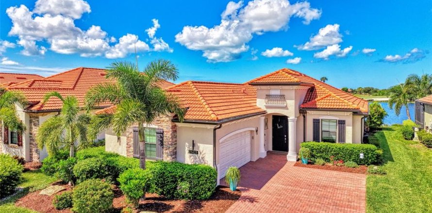 Casa en Venice, Florida 2 dormitorios, 172.61 m2 № 2377576