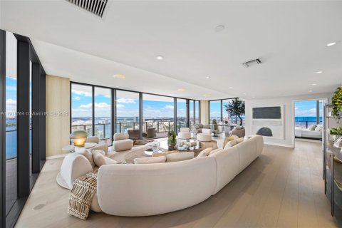 Condo in Miami Beach, Florida, 4 bedrooms  № 2017343 - photo 7