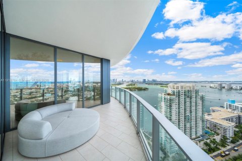 Condo in Miami Beach, Florida, 4 bedrooms  № 2017343 - photo 27