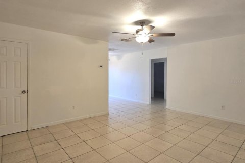 Apartment in Edgewater, Florida 2 bedrooms, 85.84 sq.m. № 2277099 - photo 4