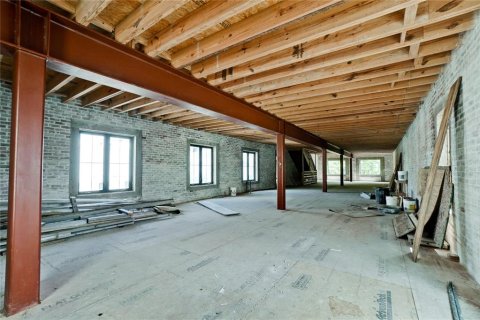 Commercial property in Bradenton, Florida 903.47 sq.m. № 2284150 - photo 16