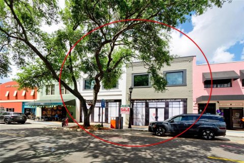 Commercial property in Bradenton, Florida 903.47 sq.m. № 2284150