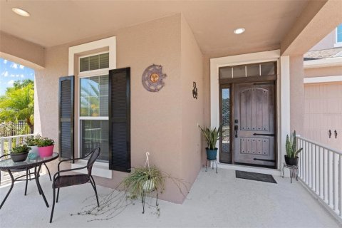 House in Davenport, Florida 4 bedrooms, 287.63 sq.m. № 2230439 - photo 3