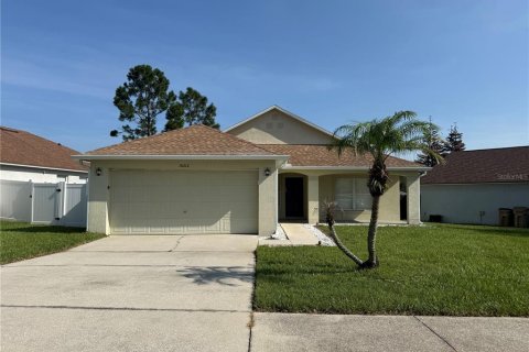 Villa ou maison à Clermont, Floride 3 chambres, 124.58 m2 № 2304684