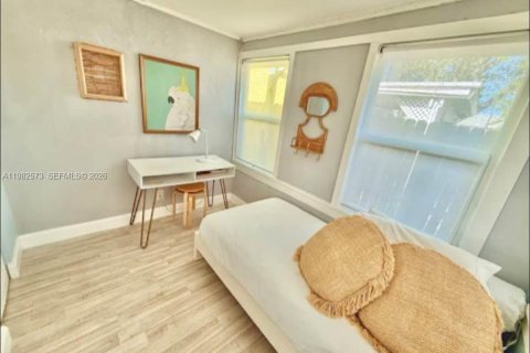 Купить виллу или дом в Лейк-Уорт, Флорида 3 спальни, 83.61м2, № 2049828 - фото 9