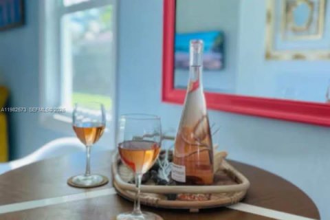 Купить виллу или дом в Лейк-Уорт, Флорида 3 спальни, 83.61м2, № 2049828 - фото 7