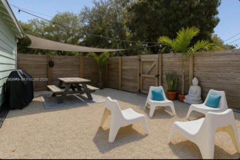 Купить виллу или дом в Лейк-Уорт, Флорида 3 спальни, 83.61м2, № 2049828 - фото 15