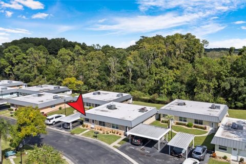 Condo in New Port Richey, Florida, 2 bedrooms  № 2208906 - photo 2
