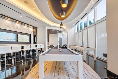 Condo in Miami, Florida, 1 bedroom  № 1928842 - photo 28