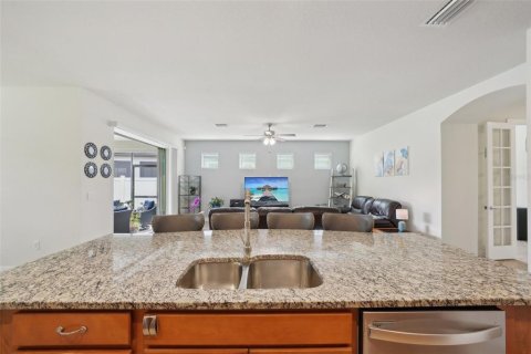 Villa ou maison à vendre à Wesley Chapel, Floride: 3 chambres, 186.73 m2 № 1718032 - photo 16
