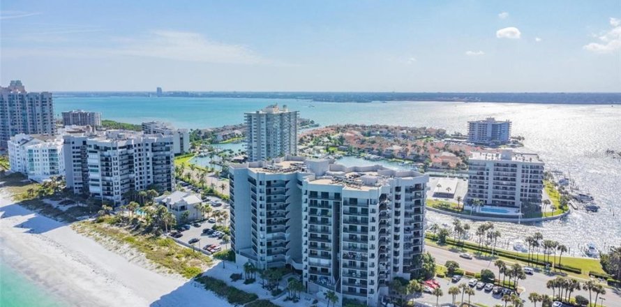 Condo in Clearwater, Florida, 2 bedrooms  № 1572612