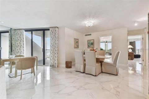 Condo in Clearwater, Florida, 2 bedrooms  № 1572612 - photo 14