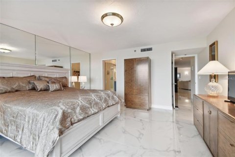 Condo in Clearwater, Florida, 2 bedrooms  № 1572612 - photo 29