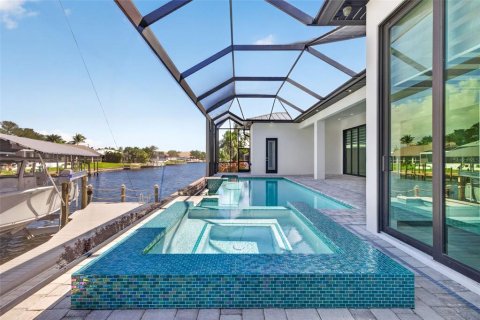 Villa ou maison à vendre à Cape Coral, Floride: 4 chambres, 280.47 m2 № 2408668 - photo 25