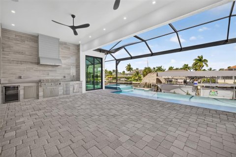 Villa ou maison à vendre à Cape Coral, Floride: 4 chambres, 280.47 m2 № 2408668 - photo 20