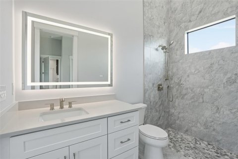 Villa ou maison à vendre à Cape Coral, Floride: 4 chambres, 280.47 m2 № 2408668 - photo 18