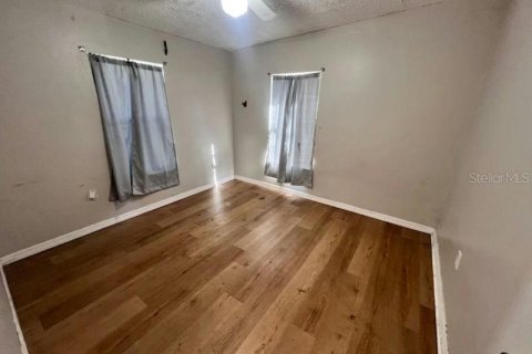 Apartamento en alquiler en Umatilla, Florida, 1 dormitorio, 51.1 m2 № 1906125 - foto 3