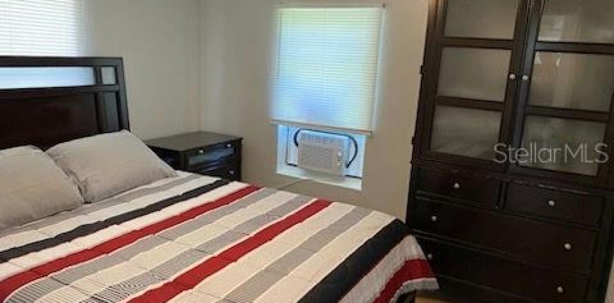 Apartamento en Umatilla, Florida 1 dormitorio, 51.1 m2 № 1906125