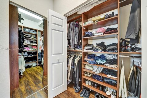 Villa ou maison à vendre à Coral Springs, Floride: 4 chambres, 205.87 m2 № 2009445 - photo 15