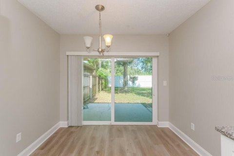 Casa en alquiler en Tampa, Florida, 2 dormitorios, 101.64 m2 № 1914661 - foto 5
