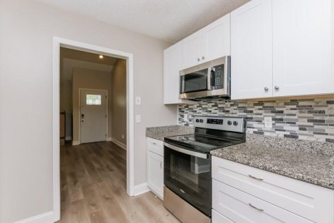 Casa en alquiler en Tampa, Florida, 2 dormitorios, 101.64 m2 № 1914661 - foto 7