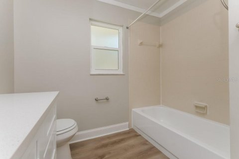 Casa en alquiler en Tampa, Florida, 2 dormitorios, 101.64 m2 № 1914661 - foto 11