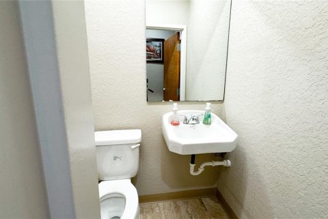 Propiedad comercial en alquiler en Lakeland, Florida, 165.37 m2 № 1651539 - foto 14