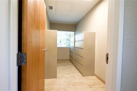 Propiedad comercial en alquiler en Lakeland, Florida, 165.37 m2 № 1651539 - foto 12