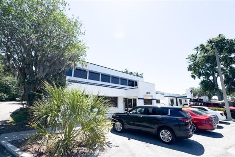 Propiedad comercial en alquiler en Lakeland, Florida, 165.37 m2 № 1651539 - foto 2