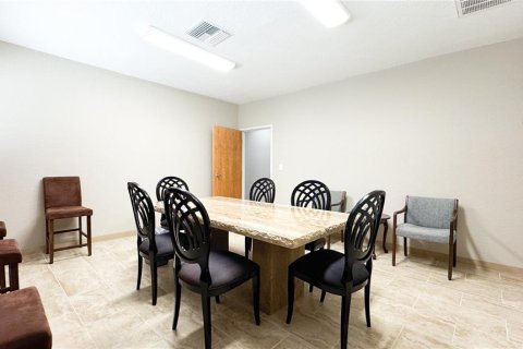 Propiedad comercial en alquiler en Lakeland, Florida, 165.37 m2 № 1651539 - foto 8