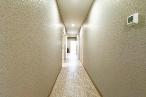 Propiedad comercial en alquiler en Lakeland, Florida, 165.37 m2 № 1651539 - foto 13