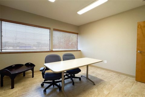 Propiedad comercial en alquiler en Lakeland, Florida, 165.37 m2 № 1651539 - foto 10